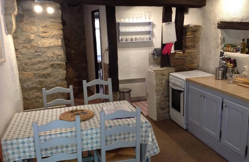 Saint-Antonin Noble Val House | Bijou Village House With Pool In Tranquil Courtyard Gardens