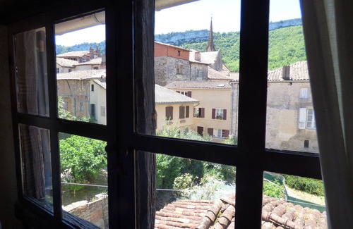 Saint-Antonin Noble Val House | Bijou Village House With Pool In Tranquil Courtyard Gardens