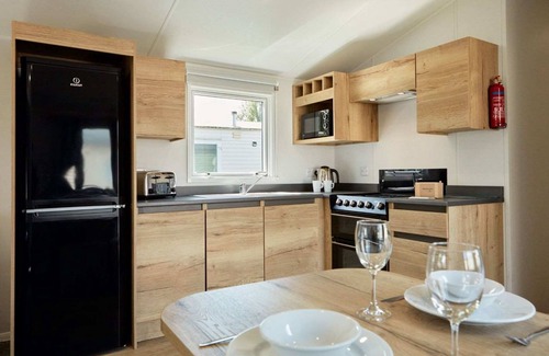 Great Houghton House | Billing Aquadrome Silver 2 Bed Caravan CD16