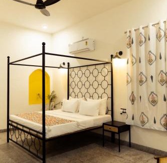 Alwar Hotel | Bingo Stay & Cafe