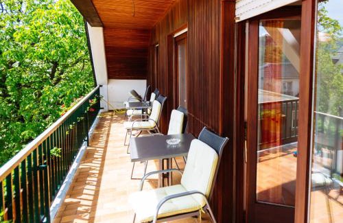 Krov House | Bio-Weingut Staffelter Hof