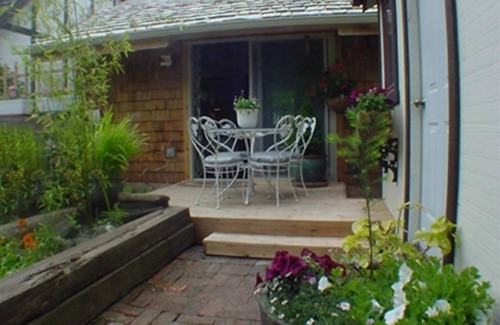 Port Townsend Cottage | Bird Nest Cottage near Fort Worden
