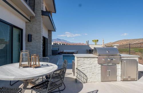 Washington House | Birdie On The 8th 2174- 7 Bedroom, Private Pool, Hot Tub