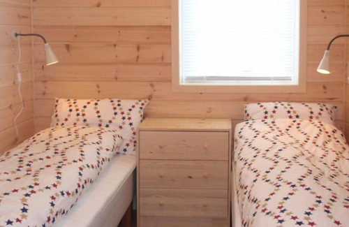 Tysnes House | Blåbærhytta by Interhome