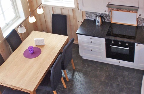 Tysnes House | Blåbærhytta by Interhome