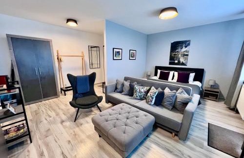 Banska Bystrica Apartment | BL - The Executive Suite, Boru - 24hr Self Check-in, Free Private Parking, Balcony with Mountain View, 5 minute walk to City Center