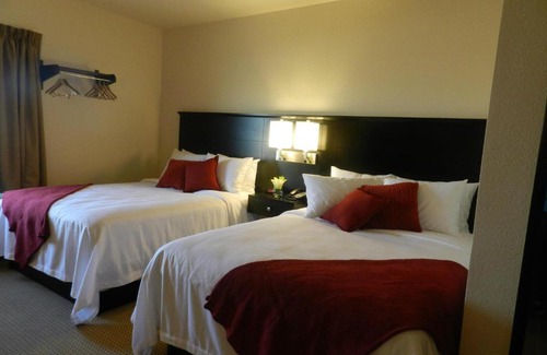 Tioga Hotel | Black Gold Suites