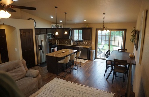 Piedmont House | Black Hills-Modern 2Bedroom-15mins to Sturgis-15mins to Rapid City