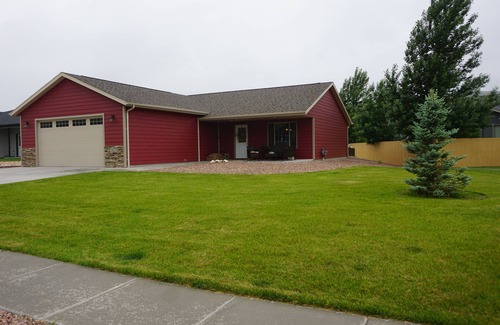 Piedmont House | Black Hills-Modern 2Bedroom-15mins to Sturgis-15mins to Rapid City