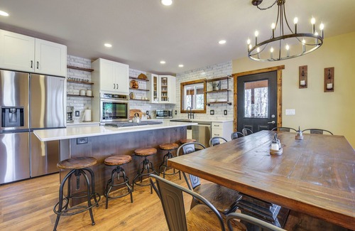 Newcastle House | Black Hills Vacation Lodge: New Home! Just Opened!