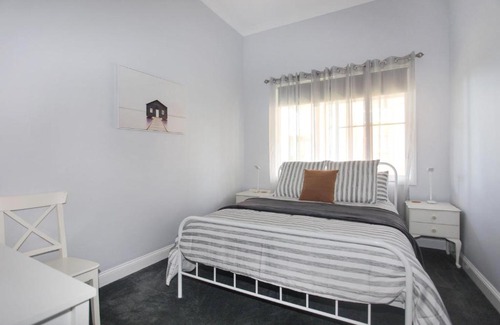 Pindimar House | Black Possum Cottage Views of the Bay