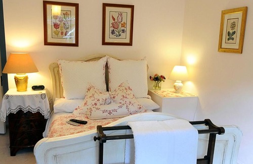 Dorking Bed & Breakfast | Blackbrook House
