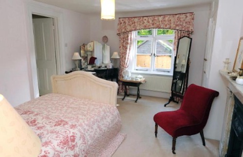 Dorking Bed & Breakfast | Blackbrook House