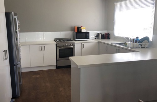 Augusta House | Blackwood Holiday HousenSTRA6290UL9YHZA6