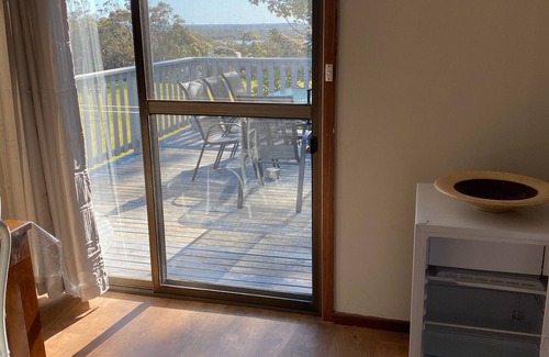 Augusta House | Blackwood Holiday HousenSTRA6290UL9YHZA6