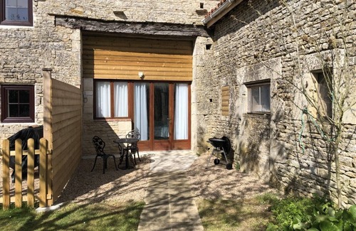 Blanzay Apartment | BlanzayAprtment/1bed/Pool/Bbq/Wifi/FreeP