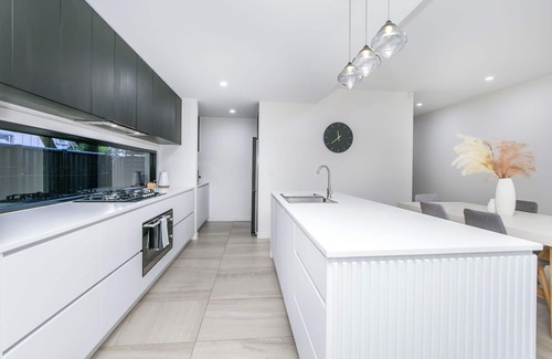 Surfers Paradise Villa | Bliss On The Island - Indulgence at it's best!