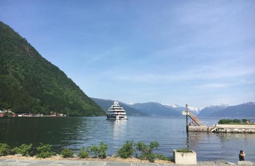 Viksoyri Hotel | Blix Hotel