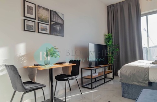 Abu Dhabi Apartment | Bloomfields Stunning STU in Oasis Masdar City