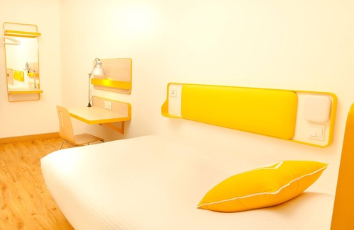 Jangupura Extension Hotel | Bloomrooms @ Link Road