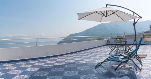 Monte Chiaro Apartment | BLUE 51