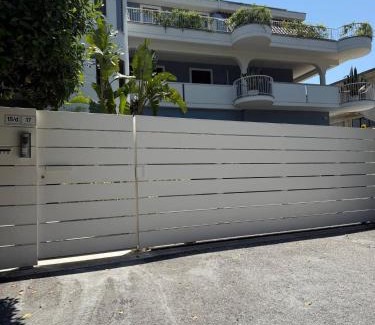 San Benedetto del Tronto Apartment | Blue and Green Apartment