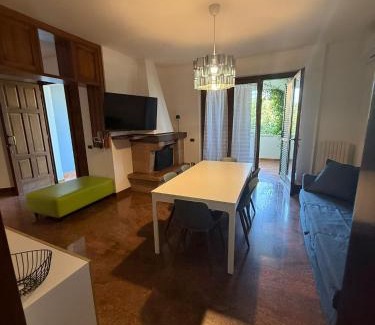 San Benedetto del Tronto Apartment | Blue and Green Apartment