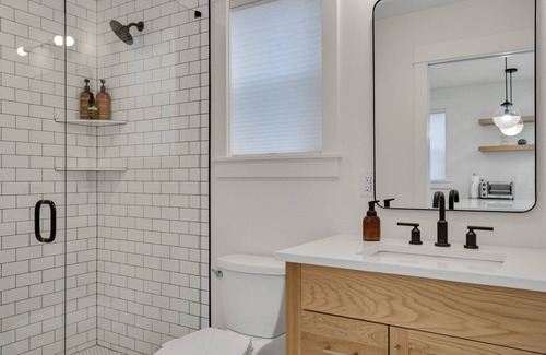 Mississippi District House | Blue Door Loft at the Heart of Mississippi Ave