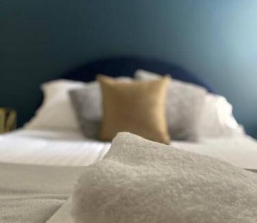 Millers Point Apartment | Blue Dreams