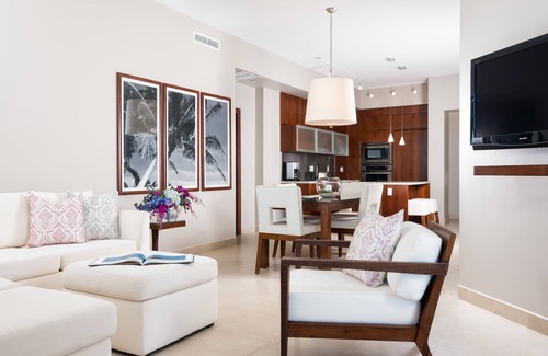 Leeward Settlement Resort | Blue Haven Resort - All-Inclusive
