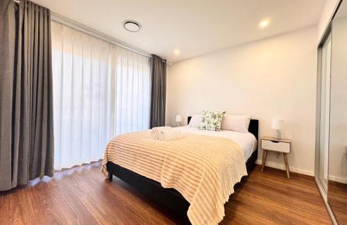 Marsden Park Villa | Blue Haven Retreat - Marsden Park Townhouse