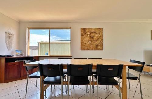 Kalbarri House | Blue Holes Getaway - Kalbarri, WA
