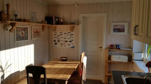 Mehamn Apartment | Blue House I at the end of the World