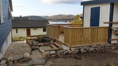 Mehamn Apartment | Blue House I at the end of the World