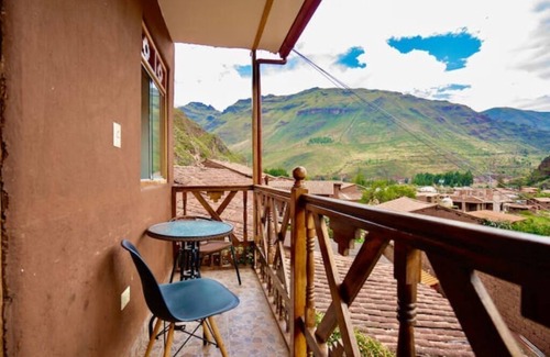 Pisac House | Blue Lotus Coca Suite Private Bath and Balcony
