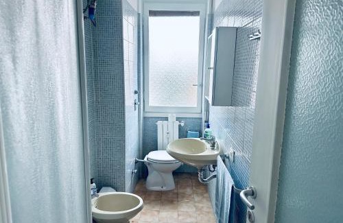 Crescenzago Apartment | Blue Milano