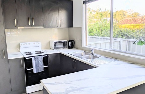 North Haven Cottage | Blue Palms Cottage - close to river, beaches and local cafe's