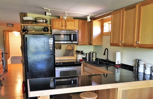 Lexington Apartment | Blue Ridge Artist's Studio