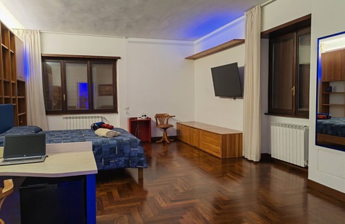 Albano Laziale Bed & Breakfast | Blue rooms an apartment in the woods into wellness & wilderness