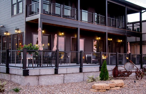 Port Byron Condo | Blue Suede Suites North