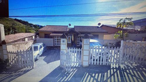 Praia Deserta House | Blue View Escape