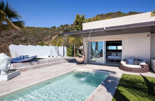 Mas Ram Villa | Blue Villa Barcelona