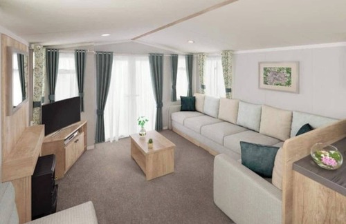 Paignton House | Blue Waters 7, Beverley Park