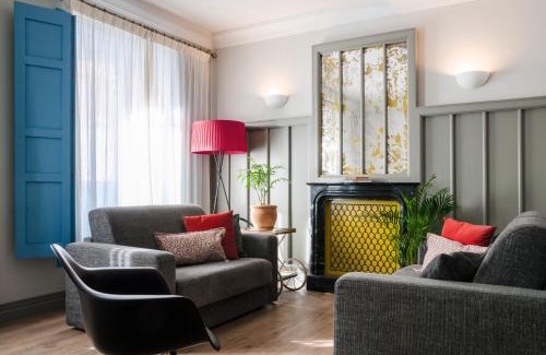 Talavera de la Reina Apartment | Blue Windows House