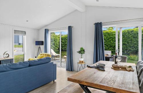 Lifton House | Bluebell Lodge, 29 Roadford Lake Lodges