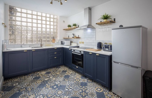 North Shore Apartment | Blueberries Apartments by Sasco