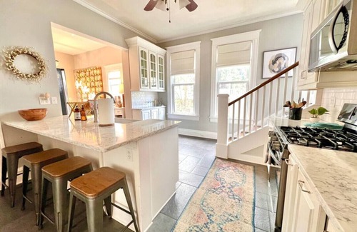 Five Points South House | Bluebird: Massive 5 bdrm ~ Hammock ~ Kids paradise