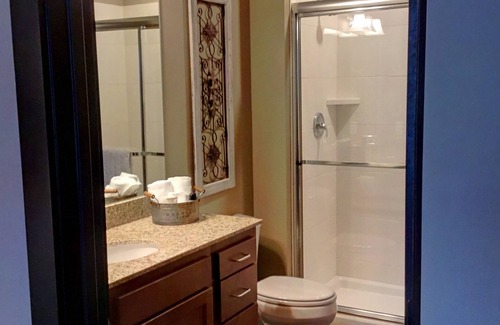 Skycrest Apartment | *Bluegrass Getaway*