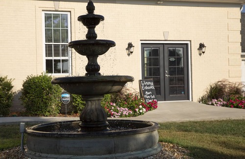 Smiths Grove House | Bluegrass Vineyard B&B, nestled next to the vineyard and winery