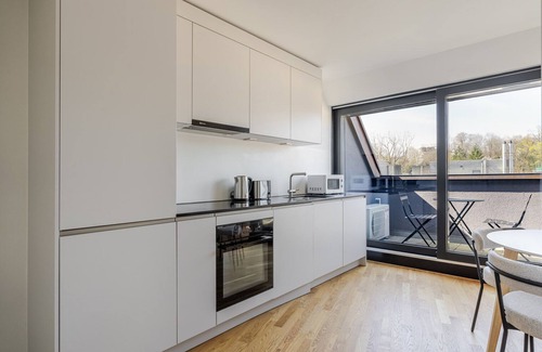 Alt-Wiedikon House | Blueground | Alt-Wiedikon, AC & elevator, nr Uetliberg